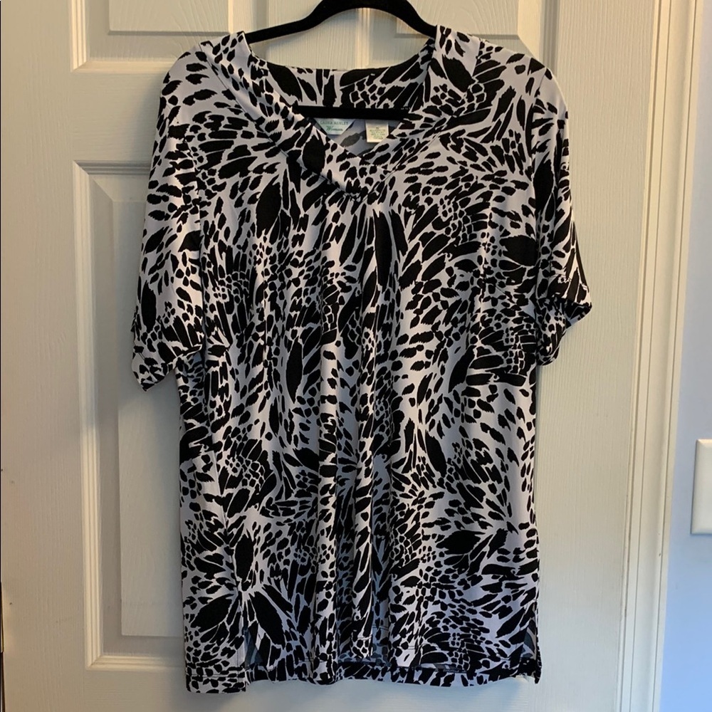 Laura Ashley Black & White Patterned Blouse Women’s 1X